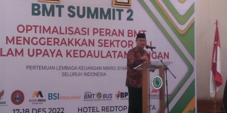 Pembukaan BMT Summit II, Ketua MUI Sampaikan Dua Tantangan BMT