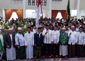 dilepas-kapolda-sulsel,-ketum-mui:-semoga-membawa-nama-baik-nu-sulsel