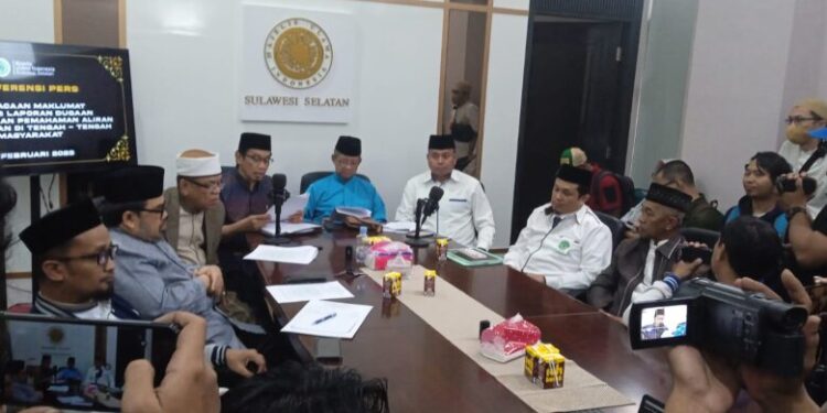 konferensi-pers,-mui-sulsel-bacakan-maklumat-aliran-bab-kesucian