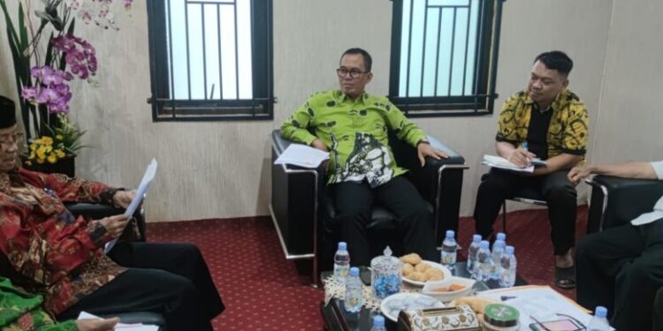 harap-umat-bersatu-pada-penentuan-awal-ramadan,-ketum-mui-beri-solusinya