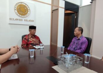 datangi-mui-sulsel,-pendeta-toraja-takjub-dengan-ulasan-ketum