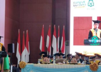 sekum-mui-sulsel-dikukuhkan-jadi-guru-besar-uin-alauddin-makassar