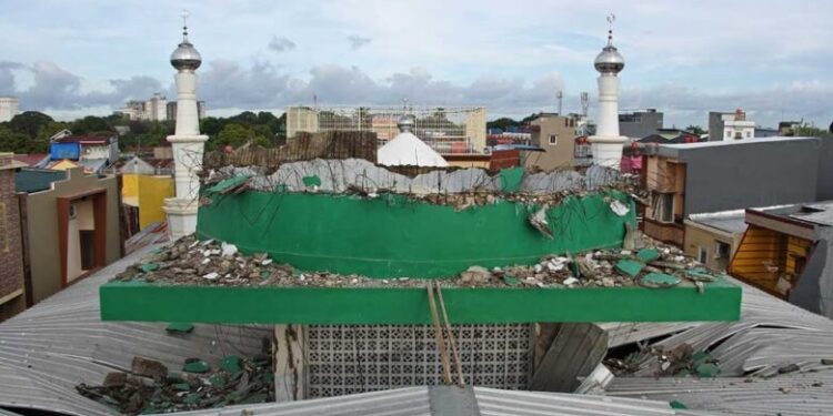 kubah-masjid-roboh,-mui-sulsel:-jemaah-dalam-lindungan-allah-swt
