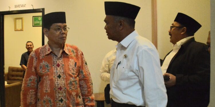 Terima Amanah Jokowi, Plt Menpora Konsultasi ke MUI Terkait Timnas Israel