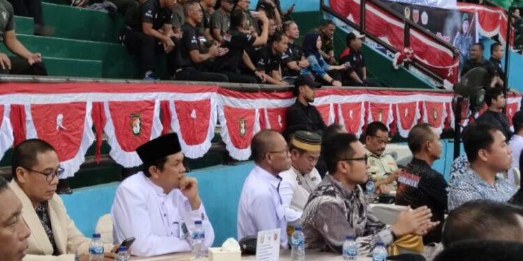 hadiri-acara-pencak-silat-tni,-kh-syamsul-bahri-beri-apresiasi