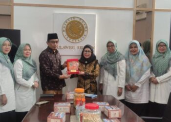 putri-sulung-wapres-ri-kunjungi-pprk-mui-sulsel