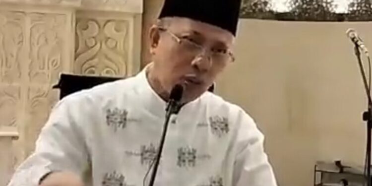 hikmah-halaqah:-ancaman-bagi-yang-meninggalkan-salat-jumat.
