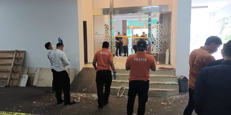 Tak Diizinkan Bertemu Pimpinan, OTK Tembak Staf di Gedung MUI Pusat