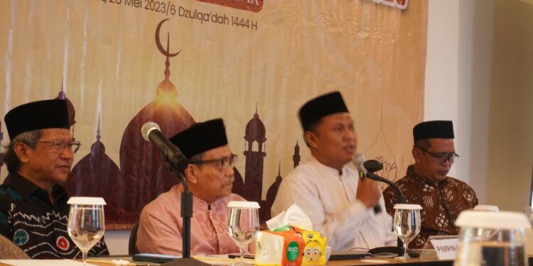 Pembukaan Pleno Ke-57, Kiai Aiyub Jelaskan Karakter Khas Fatwa Dewan Syariah Nasional MUI