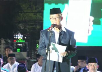 ketum-mui-sulsel-pimpin-doa-pada-acara-khatam-quran