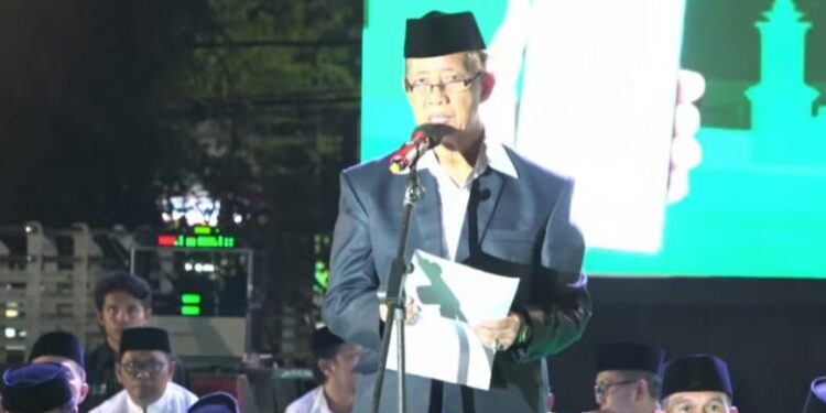 ketum-mui-sulsel-pimpin-doa-pada-acara-khatam-quran