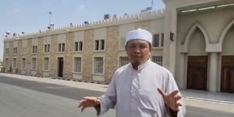 susuri-arafah,-kh-syamsul-bahri-ulas-sejarah-mata-air-zubaidah