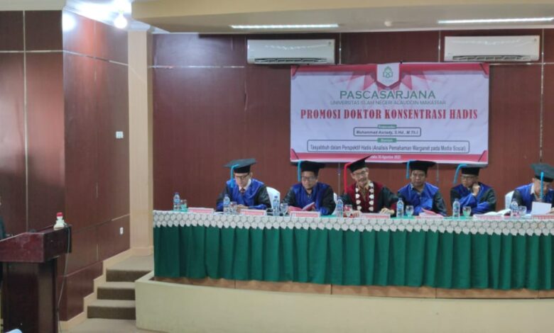 dai-kdk-mui-sulsel-raih-gelar-doktor-ilmu-hadis-di-kampus-uin-alauddin